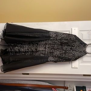 Short black prom dress with beadin